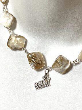 Iridescent Mother of Pearl Shell Short Necklace & Cat Person Paw Print Pendant